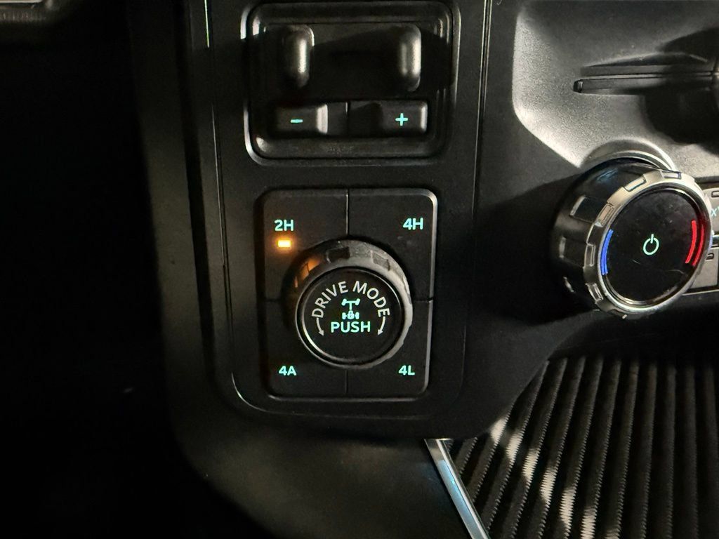 Used 2025 Ford F150 Raptor AWD/4WD image 46