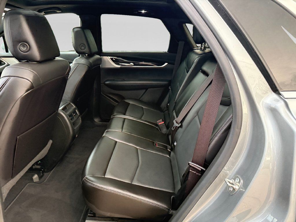 Used 2025 Cadillac XT5 Premium Luxury AWD/4WD image 35