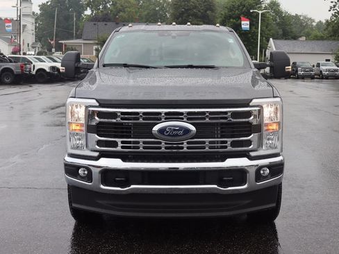 New 2026 Ford F350 XLT w/ FX4 Off-Road Package AWD/4WD image 12