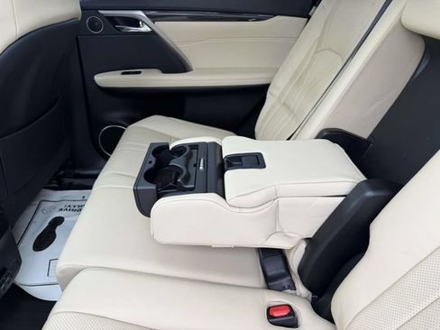 Used 2022 Lexus RX 450h AWD w/ Luxury Package image 15