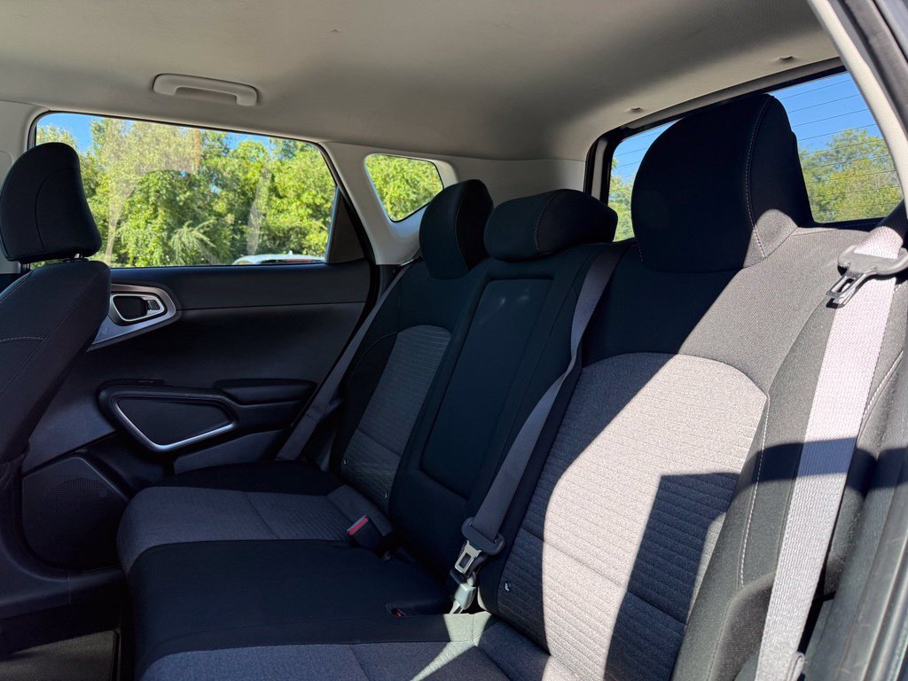 Used 2023 Kia Soul EX FWD image 11