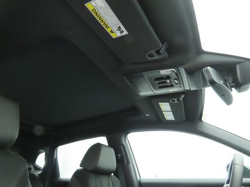 Used 2025 Acura ADX A-Spec image 19