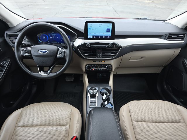 Used 2022 Ford Escape SEL w/ Technology Package AWD/4WD image 8