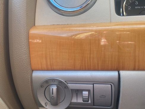 Used 2008 Lincoln MKZ image 12