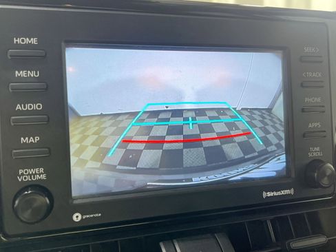 Used 2021 Toyota RAV4 LE image 25