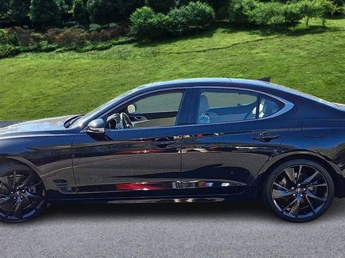 Used 2023 Genesis G70 2.0T w/ Sport Prestige Package image 5