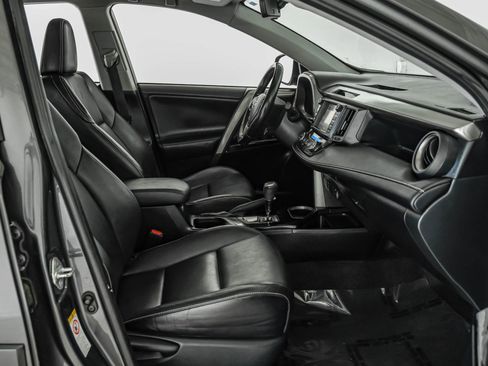 Used 2016 Toyota RAV4 Limited w/ Advanced Technology Package FWD image 29