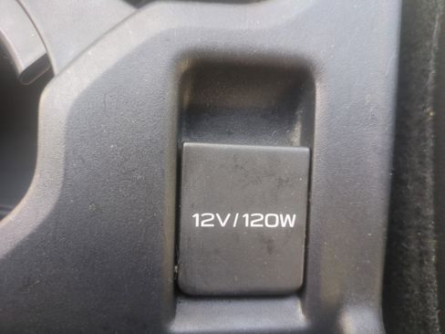 Used 2025 Subaru Forester Premium AWD/4WD image 23