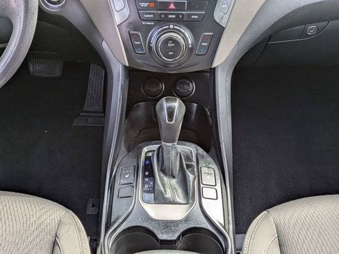 Used 2018 Hyundai Santa Fe Sport w/ 2.4L Value Package 02 FWD image 18