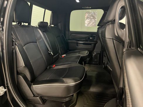Used 2025 RAM 2500 Limited AWD/4WD image 35