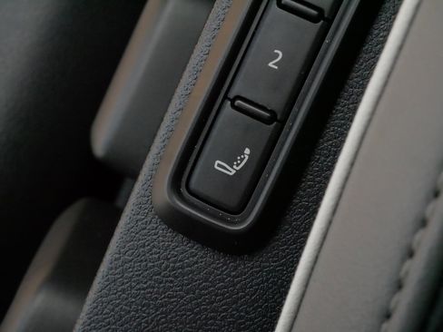 Certified 2023 Volkswagen Arteon SEL Premium image 28