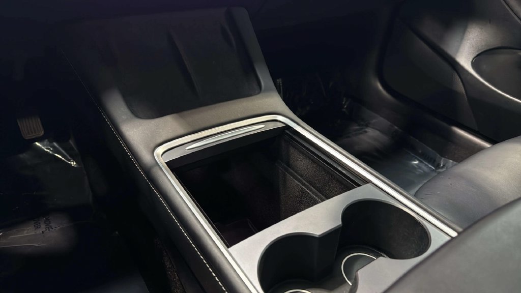 Used 2023 Tesla Model 3 Standard Range RWD image 31