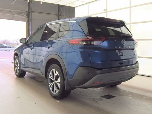 Certified 2023 Nissan Rogue SV AWD/4WD image 3