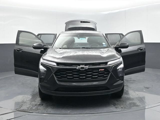 Used 2024 Chevrolet Trax RS w/ Driver Confidence Package FWD image 58