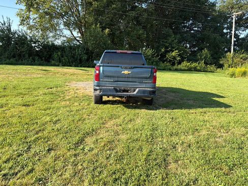 Certified 2024 Chevrolet Silverado 1500 Custom AWD/4WD image 4