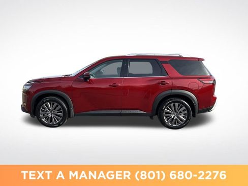 Used 2023 Nissan Pathfinder SL w/ SL Premium Package AWD/4WD image 2
