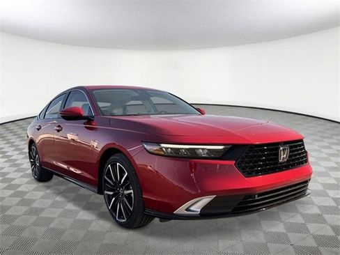 New 2026 Honda Accord Touring image 7