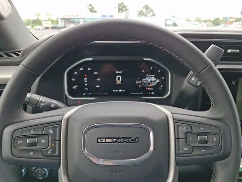 New 2026 GMC Sierra 2500 Denali w/ Denali Reserve Package AWD/4WD image 16