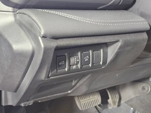 Used 2023 Subaru Outback Touring XT AWD/4WD image 24