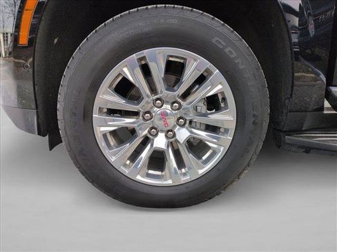 Used 2025 GMC Yukon Denali image 25