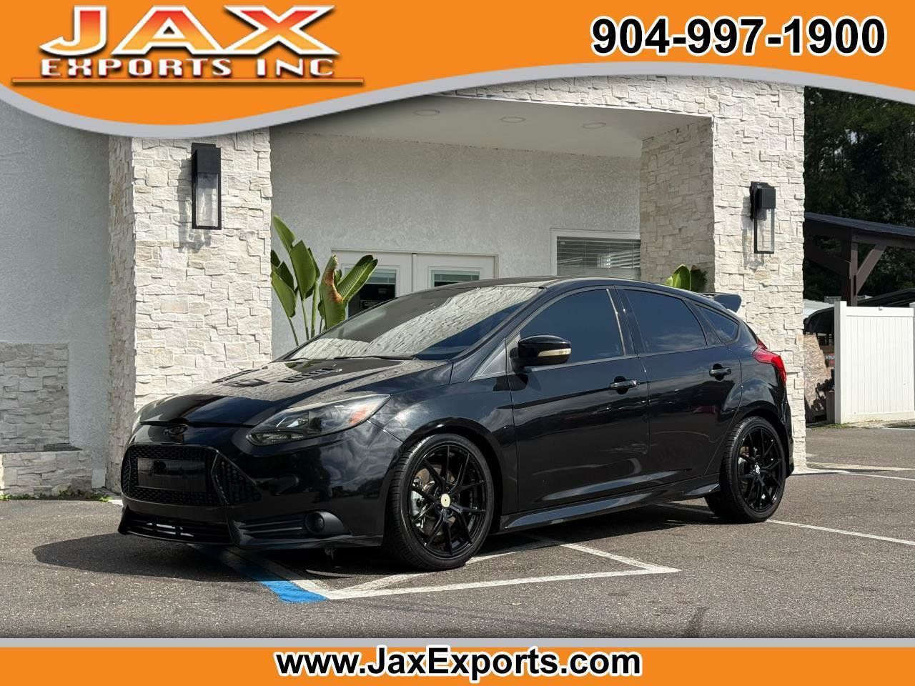 Used 2013 Ford Focus ST FWD image 1