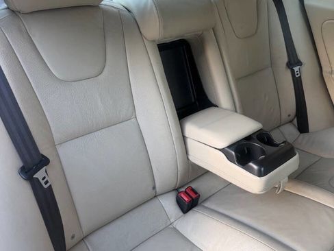 Used 2012 Volvo S60 T5 image 16