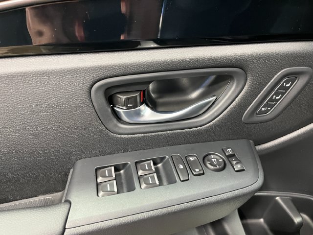 New 2026 Honda Pilot TrailSport image 13