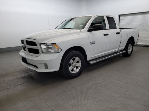 Used 2018 RAM 1500 Express AWD/4WD image 2
