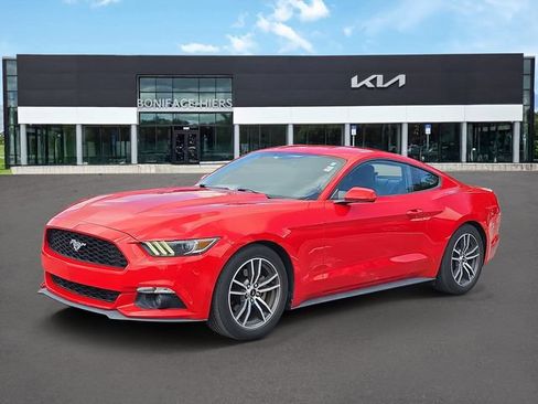 Used 2016 Ford Mustang Coupe RWD image 2
