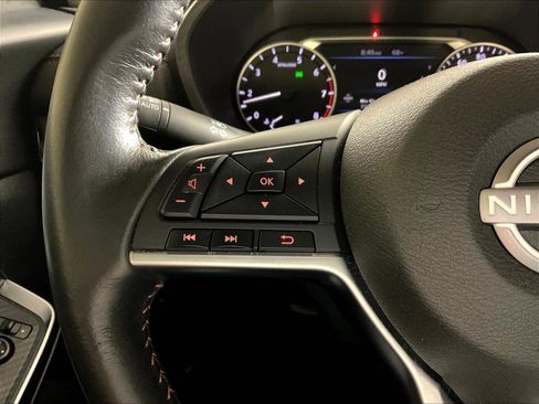 Used 2024 Nissan Sentra SR FWD image 12