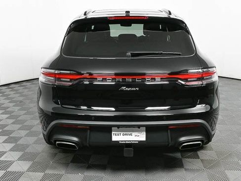 Certified 2025 Porsche Macan image 30