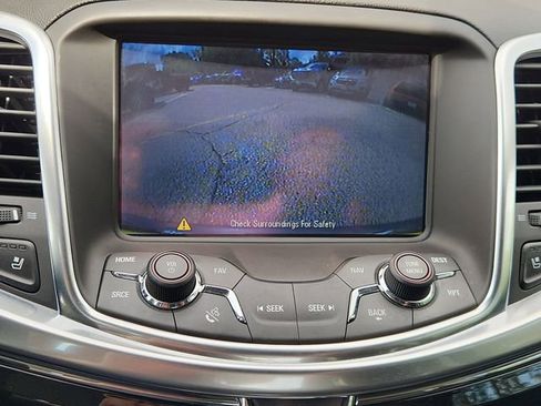 Used 2014 Chevrolet SS image 15