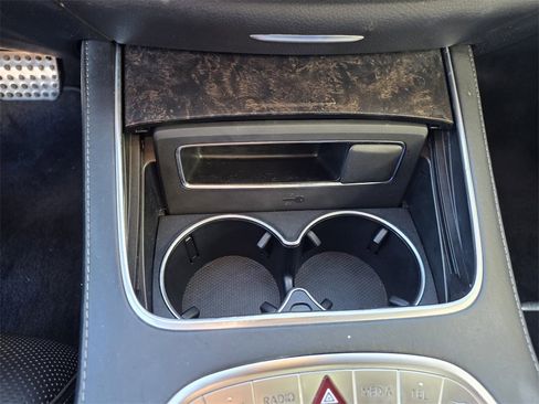 Used 2019 Mercedes-Benz S 560 4MATIC Sedan image 27