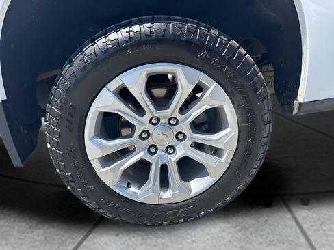 Used 2023 Chevrolet Silverado 1500 LTZ AWD/4WD image 29