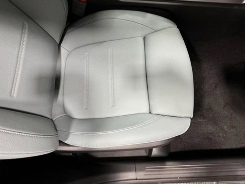 New 2026 Mercedes-Benz GLB 250 4MATIC image 21