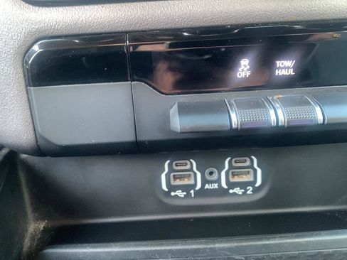 Used 2021 RAM 1500 Lone Star image 10