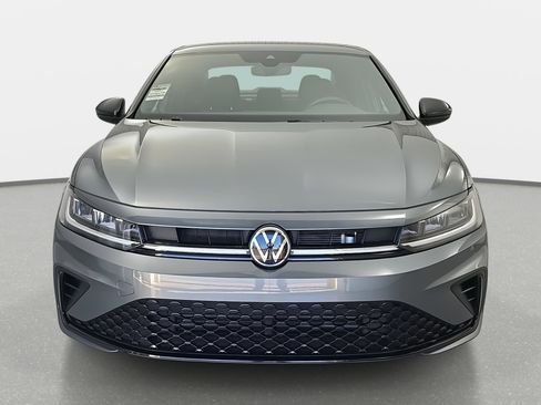 Certified 2025 Volkswagen Jetta Sport image 8