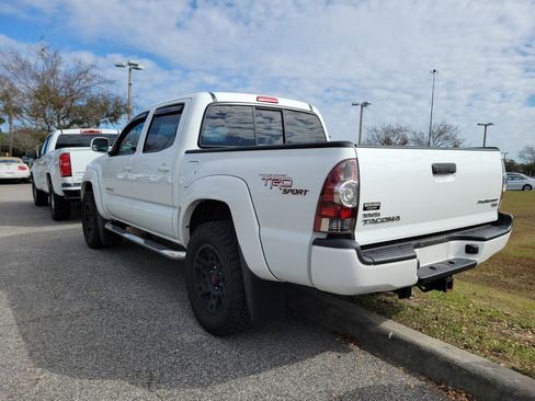 Used 2011 Toyota Tacoma PreRunner image 27