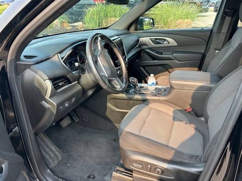 Used 2022 Chevrolet Traverse LT AWD/4WD image 8