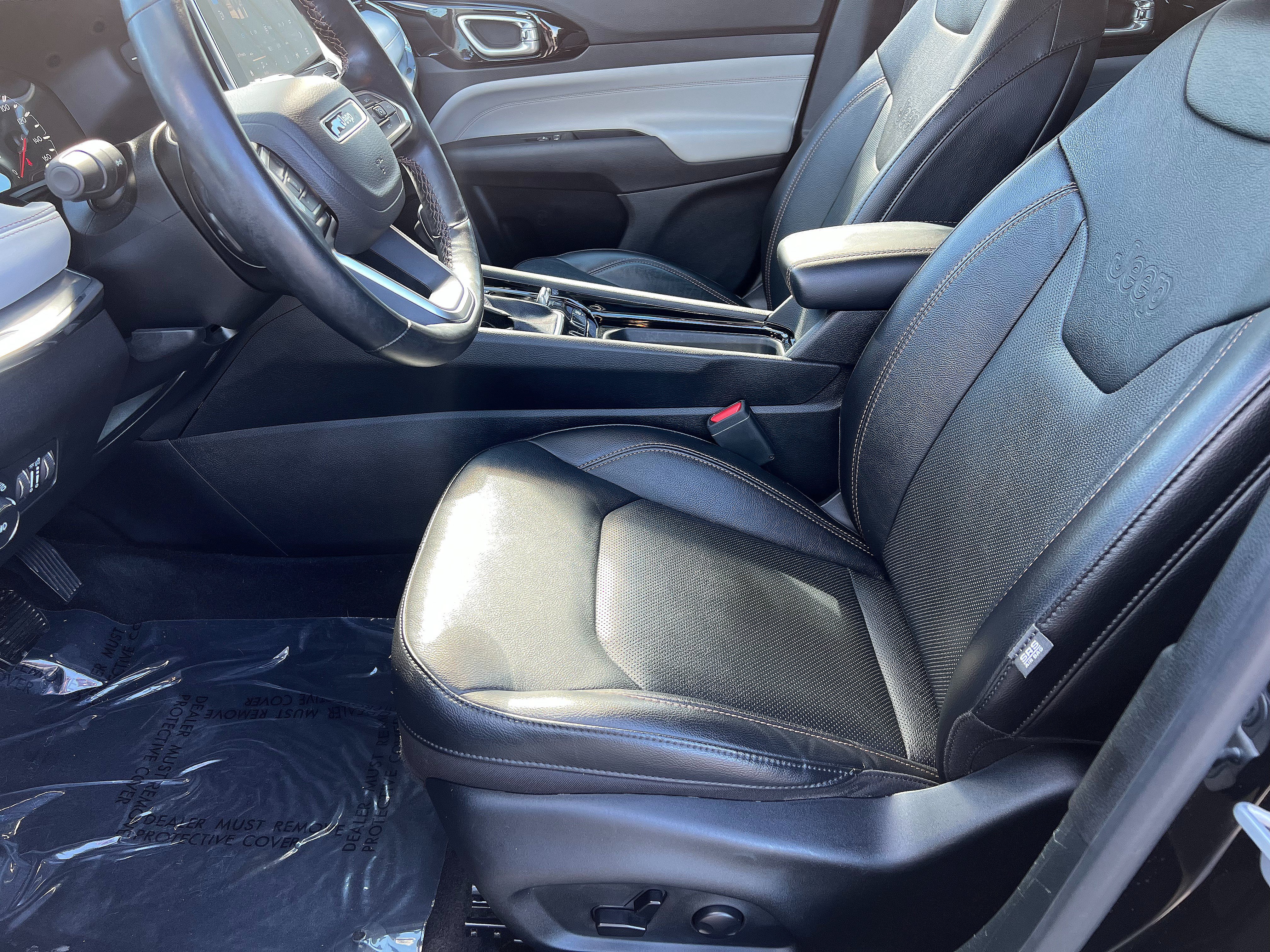 Used 2022 Jeep Compass Limited AWD/4WD image 10