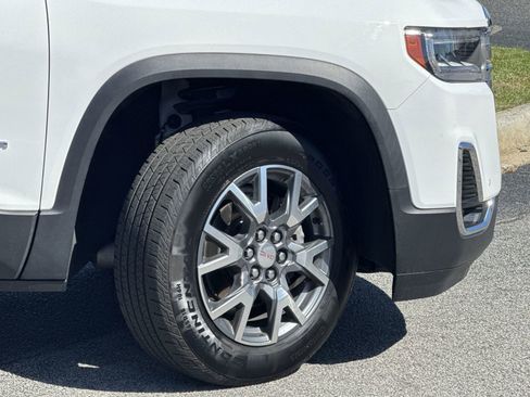 Used 2023 GMC Acadia SLT image 12