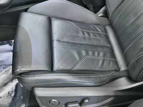 Used 2022 Audi Q5 2.0T Premium w/ Convenience Package AWD/4WD image 18