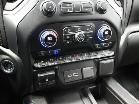 Used 2021 Chevrolet Silverado 1500 LTZ image 41