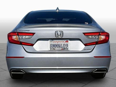 Used 2019 Honda Accord Sport image 4