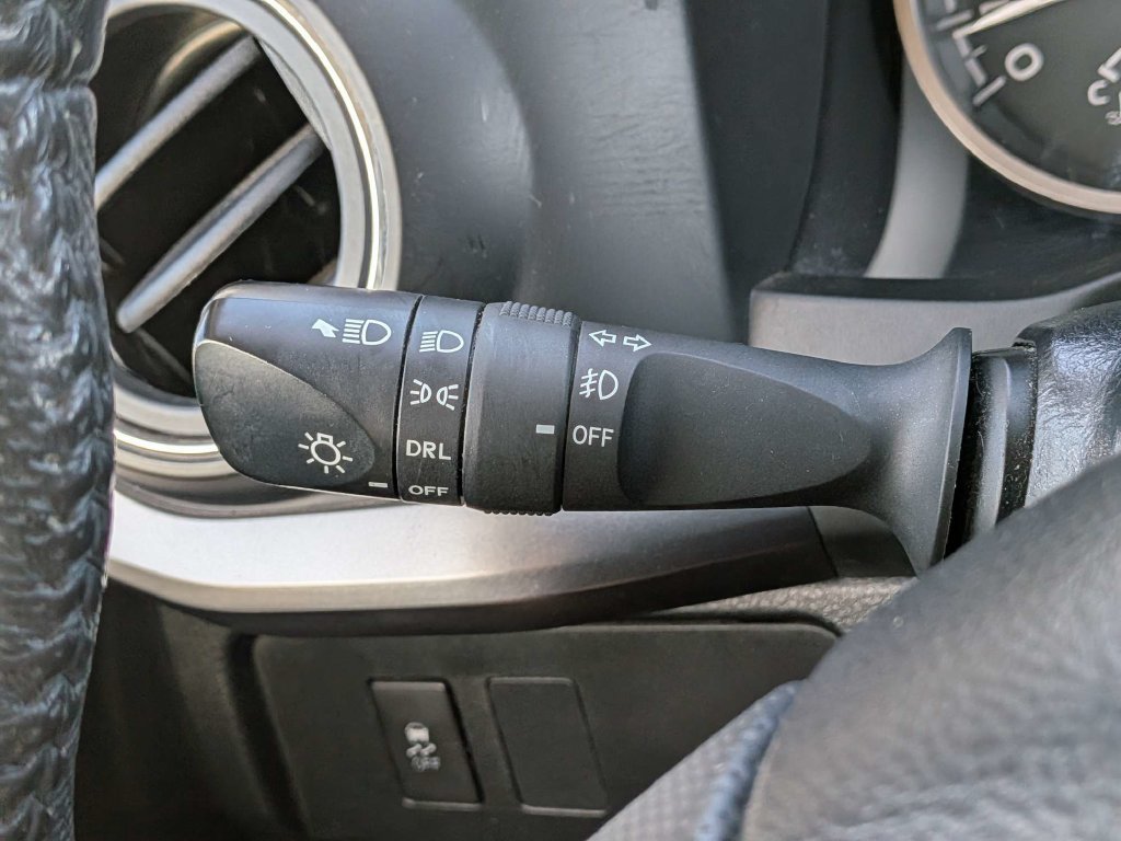 Used 2022 Toyota Tacoma SR5 RWD image 30