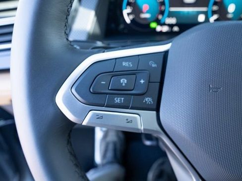 New 2026 Volkswagen Atlas Cross Sport SEL R-Line image 24