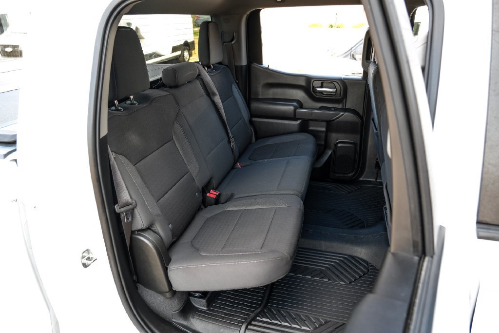 Used 2021 Chevrolet Silverado 1500 LT AWD/4WD image 36