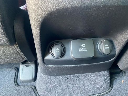 Used 2017 Kia Sorento SX FWD image 10