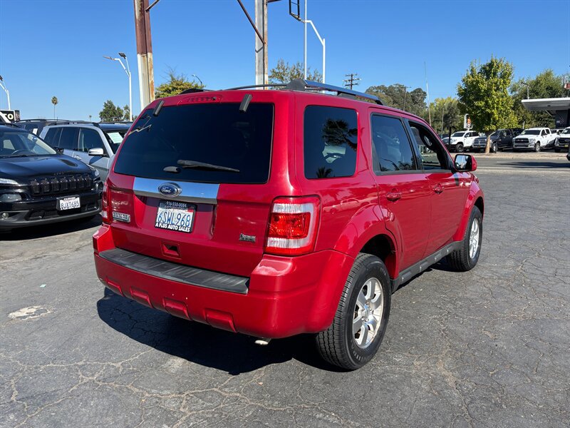 Used 2011 Ford Escape Limited FWD image 3