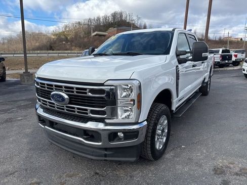 Used 2024 Ford F250 XLT image 7